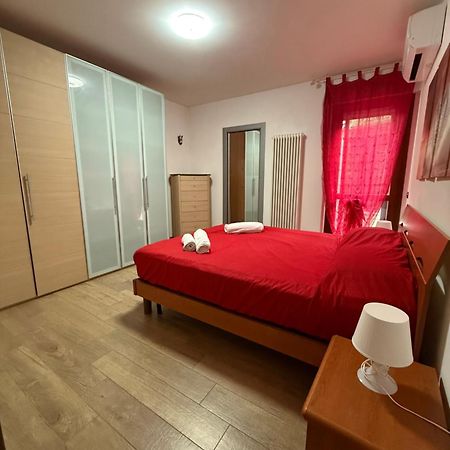Caserma Guelfa - Casa Vacanza Chiarina San Benedetto del Tronto Extérieur photo