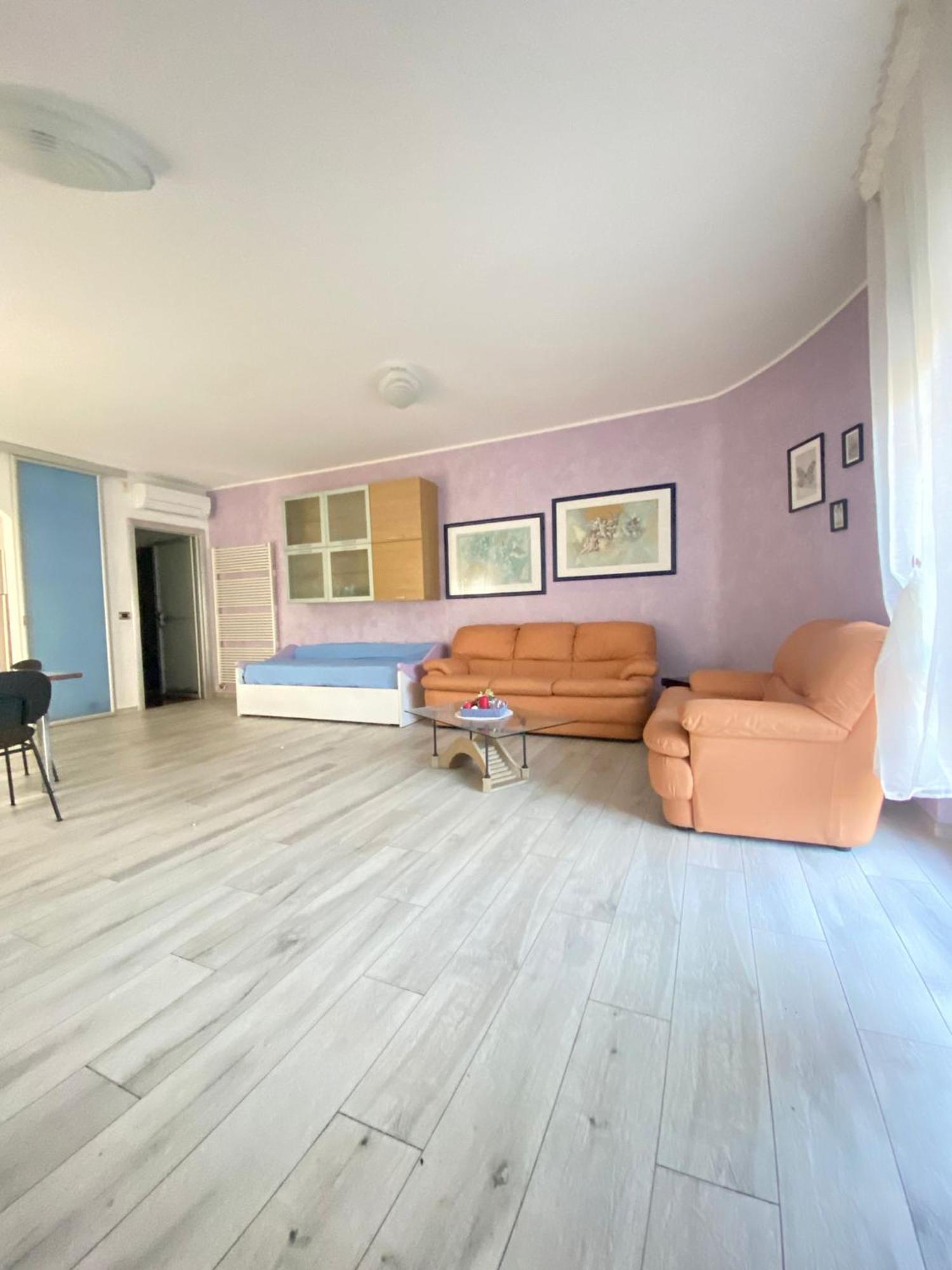 Caserma Guelfa - Casa Vacanza Chiarina San Benedetto del Tronto Extérieur photo
