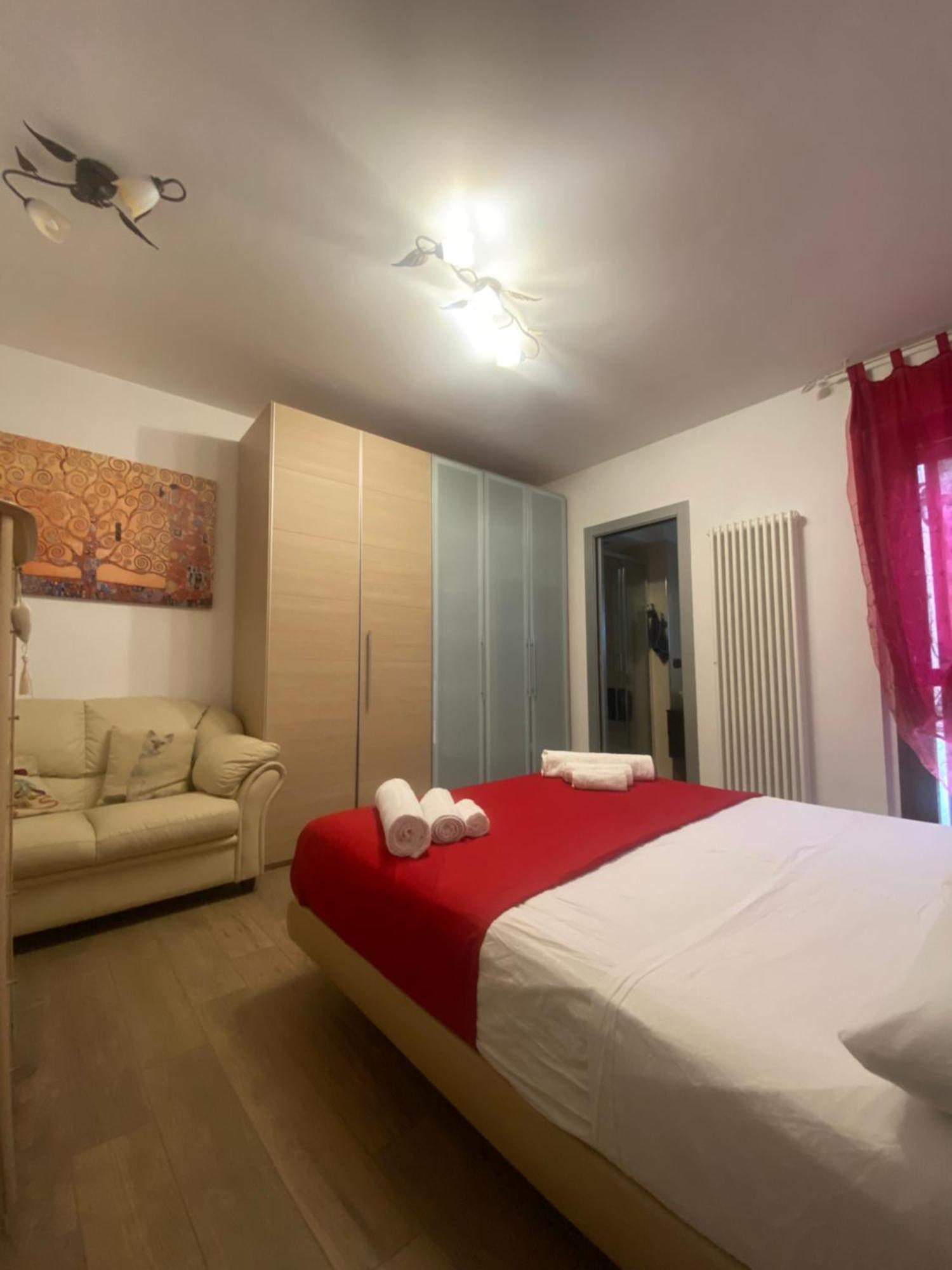Caserma Guelfa - Casa Vacanza Chiarina San Benedetto del Tronto Extérieur photo
